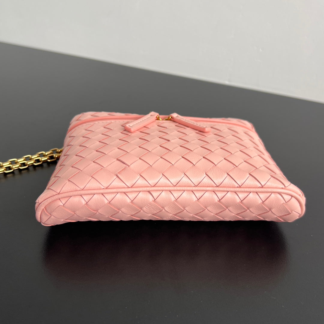 Bottega Veneta Soft Vanity Chain Vanity Case