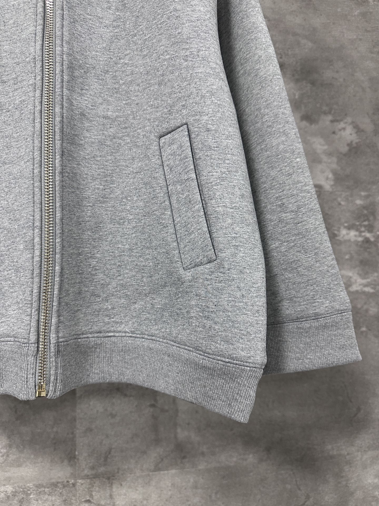 Miu Miu Lapel Zip Sweatshirt – 24FW