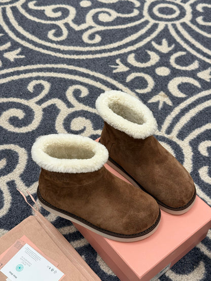 Miu Miu Snow Boots – FW25 New Arrival
