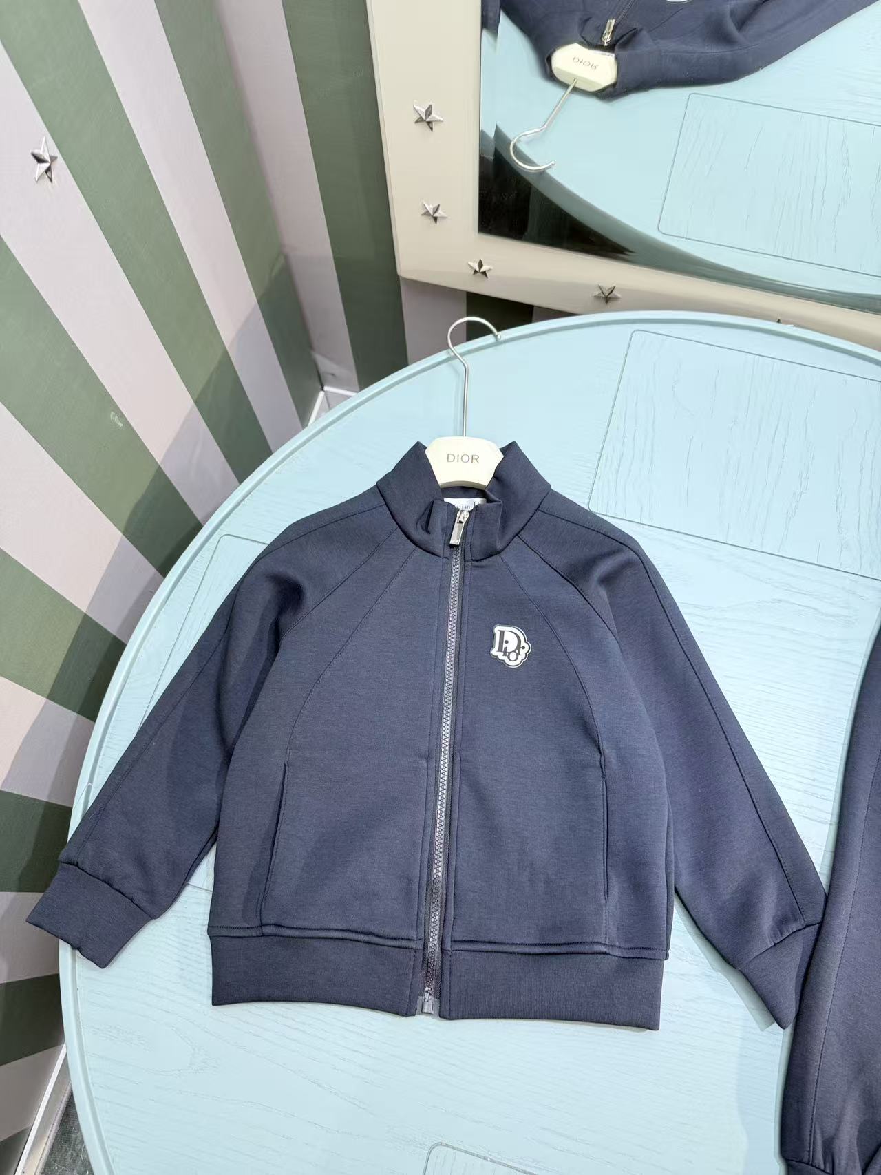 Dior Kids Stand-Collar Sweatshirt and Pants Set – Kids Collection – 25FW