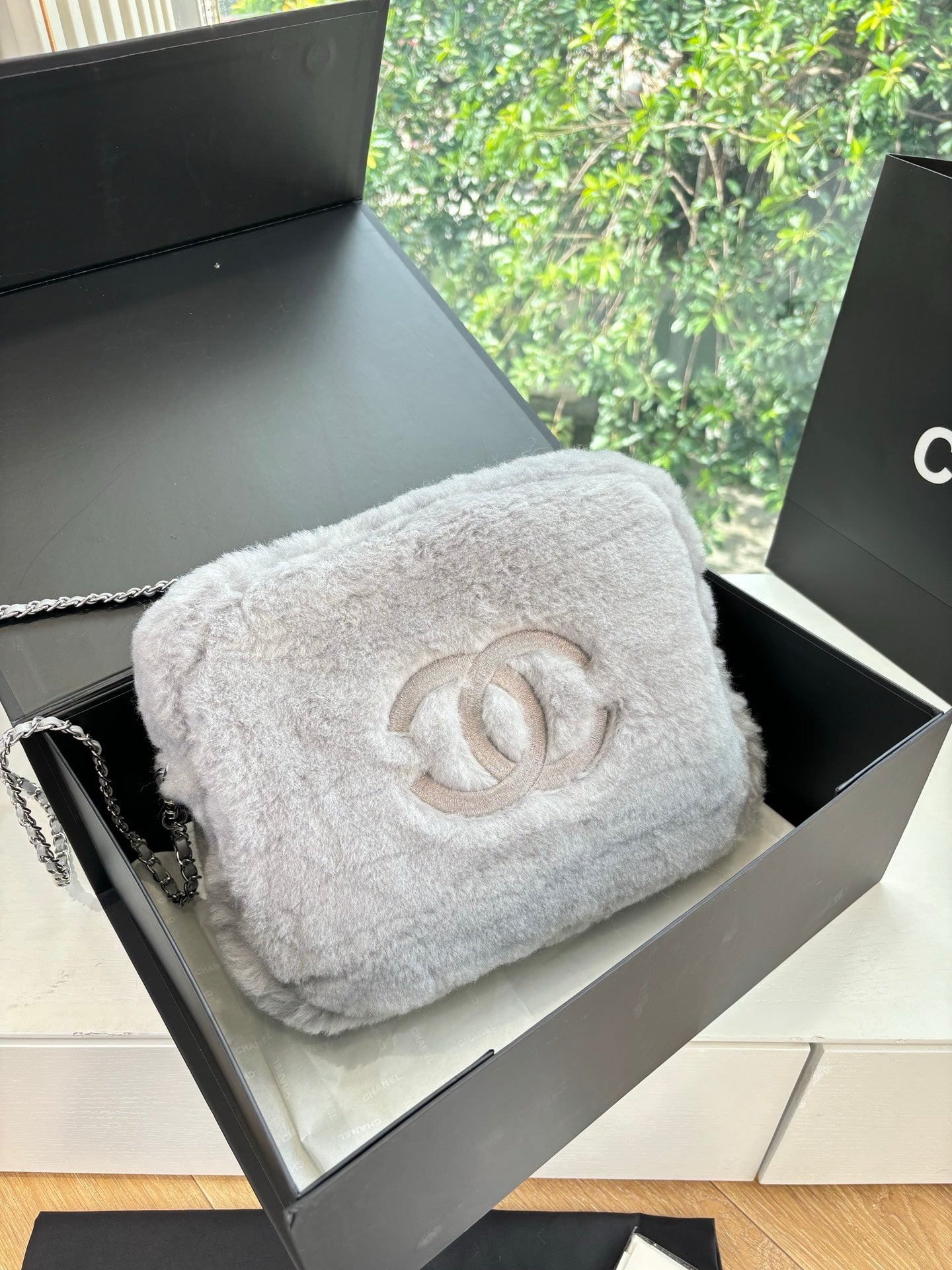 Chanel Wool Furry Mules – Autumn/Winter 25S Collection
