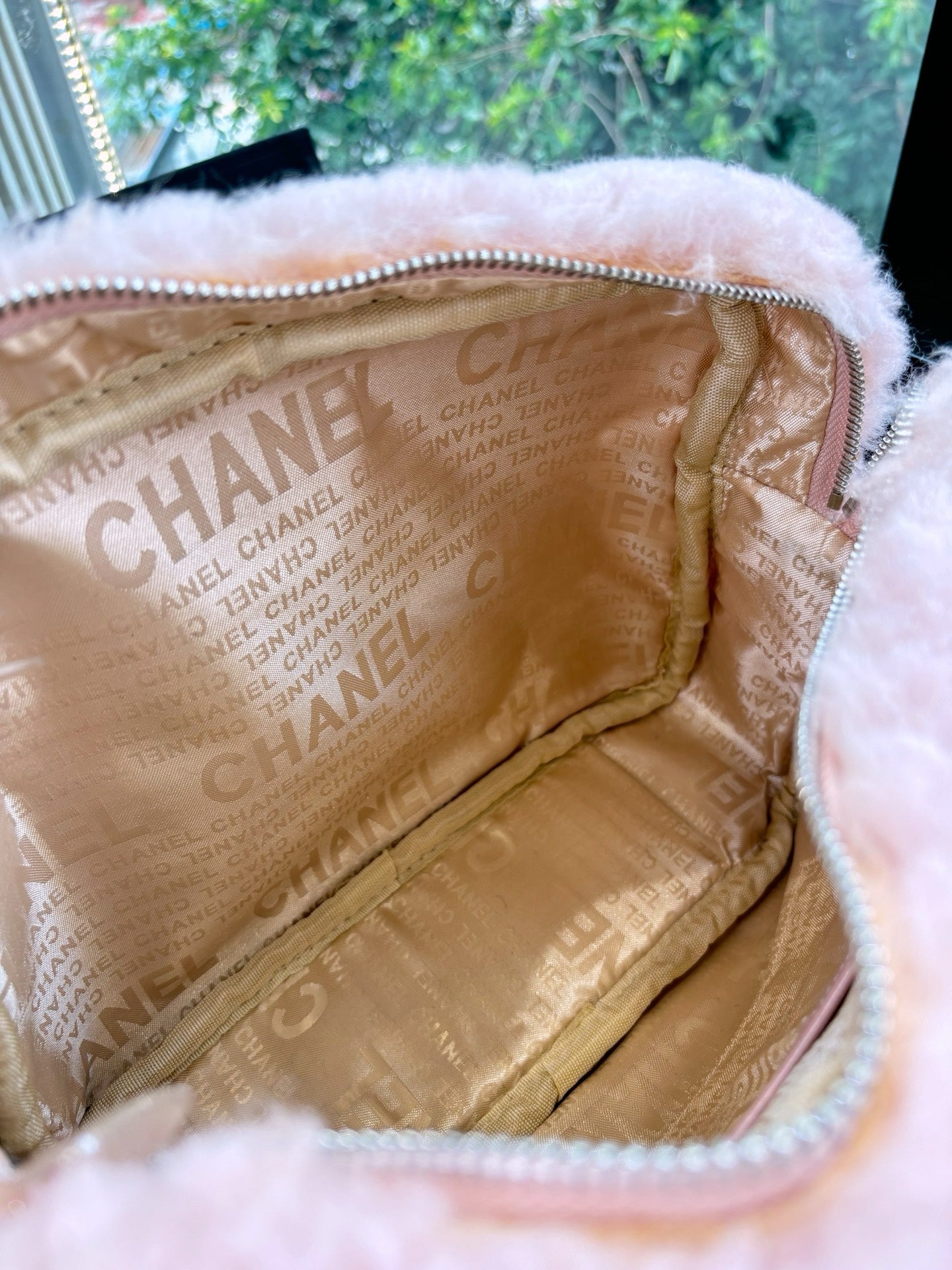 Chanel Wool Furry Mules – Autumn/Winter 25S Collection