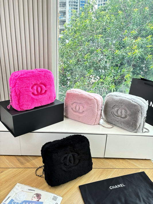Chanel Wool Furry Mules – Autumn/Winter 25S Collection