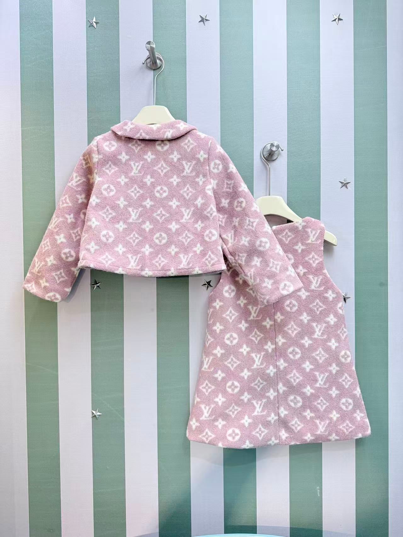 Louis Vuitton Girls Tweed Jacket and Dress Set – Kids Collection – 2025AW