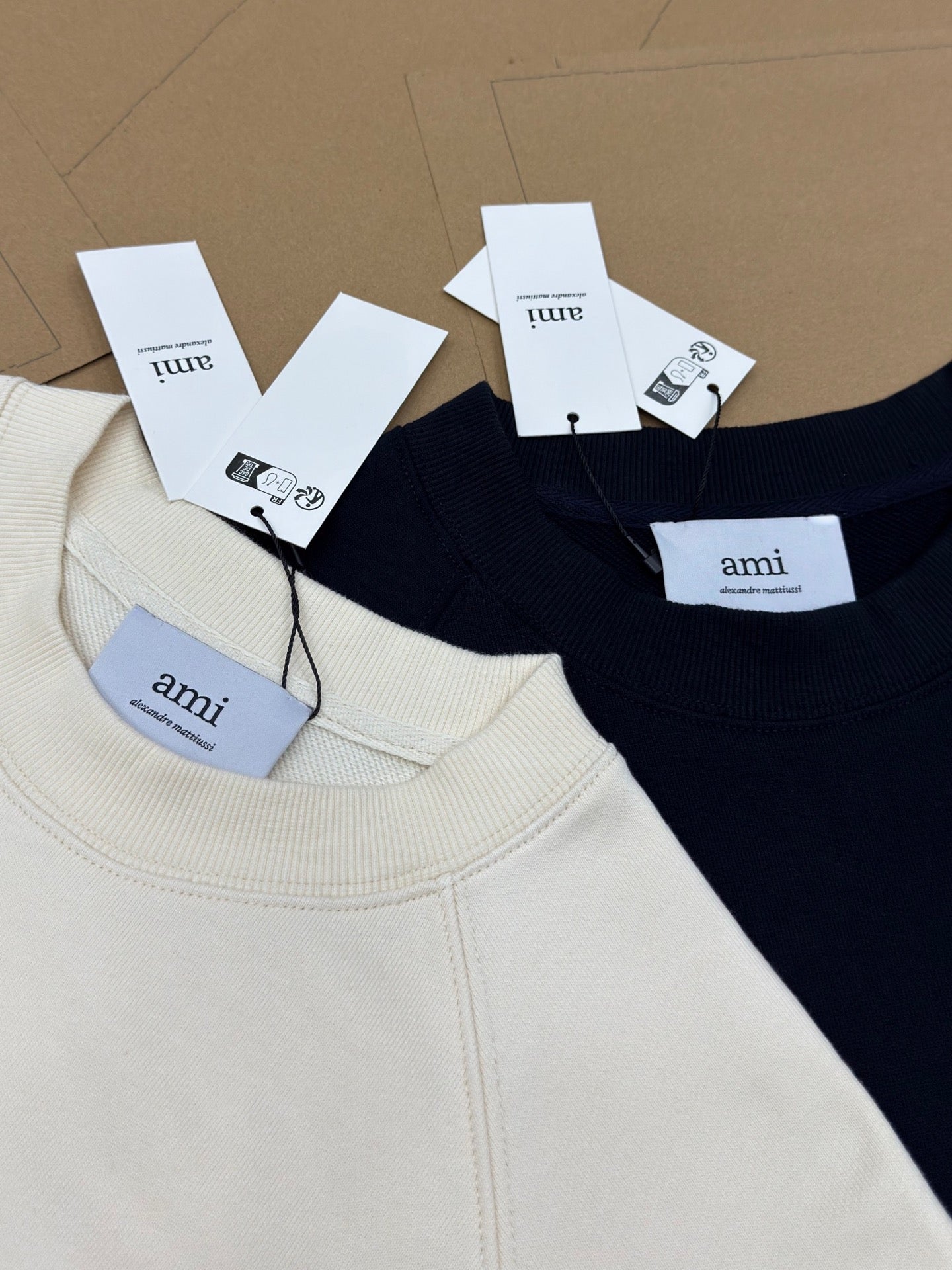 AMI Paris Hand-Woven Raglan Sleeve Sweatshirt – 25FW