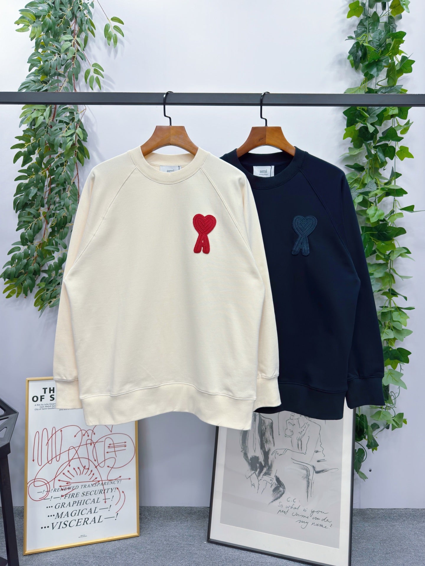 AMI Paris Hand-Woven Raglan Sleeve Sweatshirt – 25FW