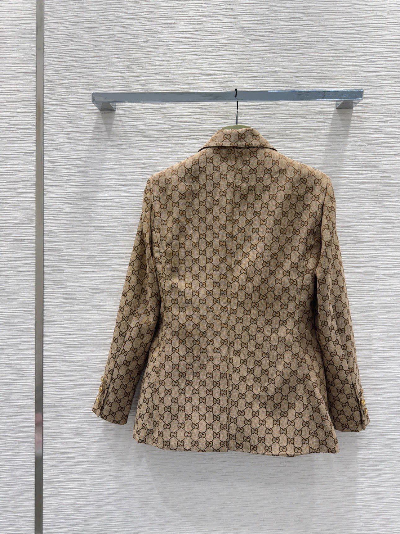 Gucci Lapel Jacquard Blazer