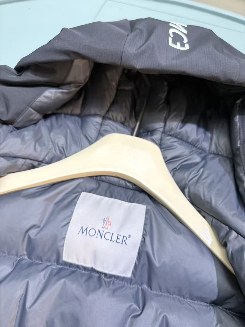 Moncler Kids Detachable Hood Puffer Jacket – 2025FW