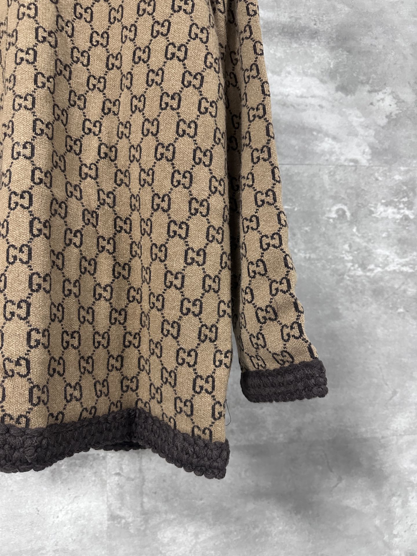 Gucci GG Logo Wool Cardigan – 25SS