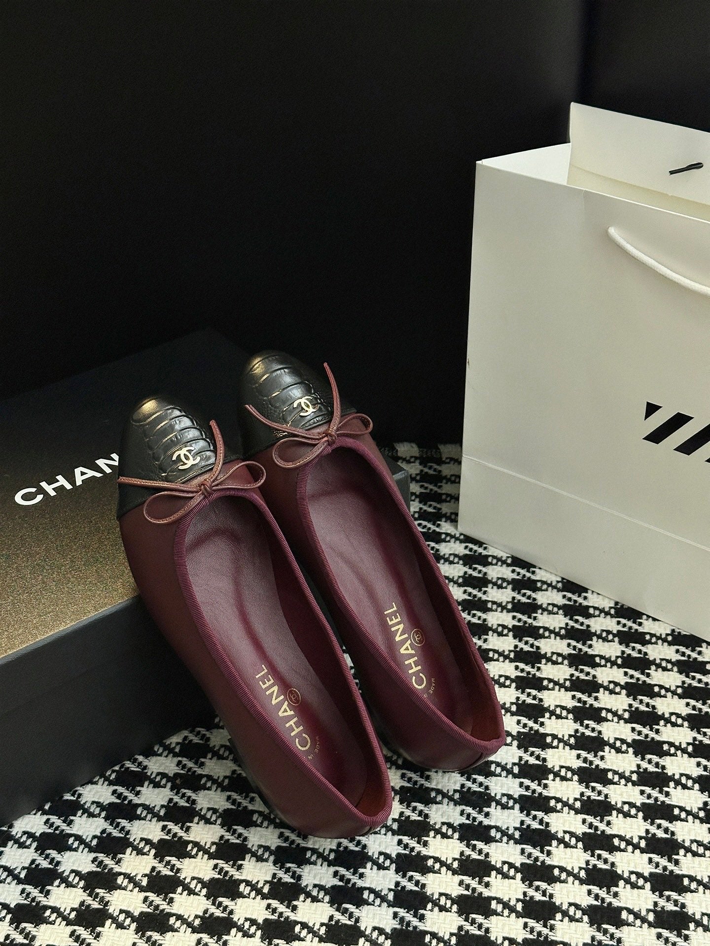 Chanel 25B Bow Mary Jane Flats – 25B Collection