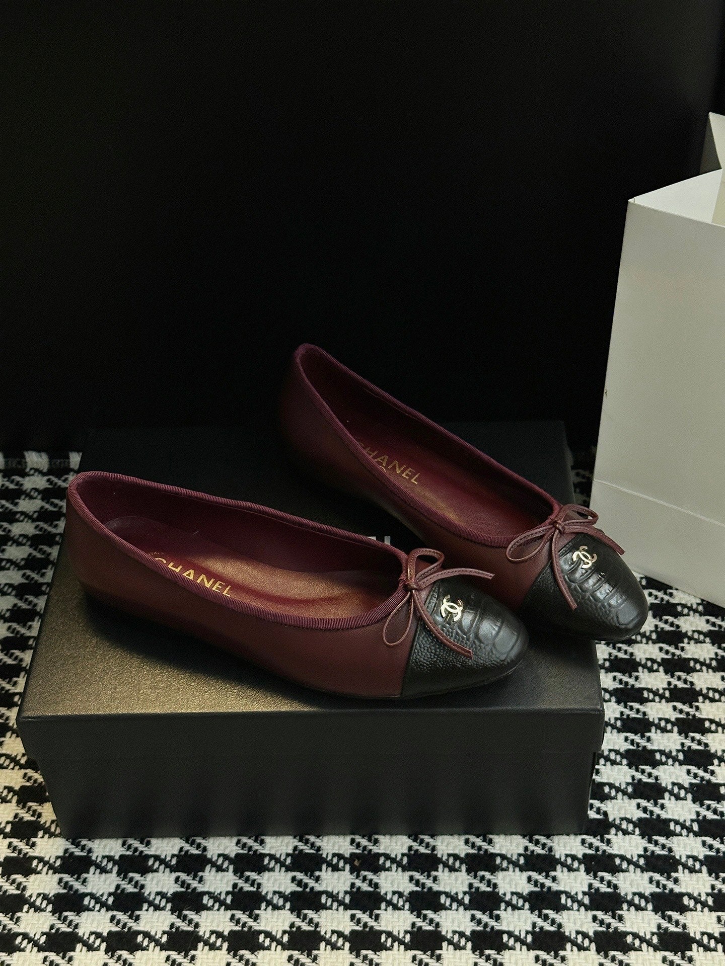 Chanel 25B Bow Mary Jane Flats – 25B Collection
