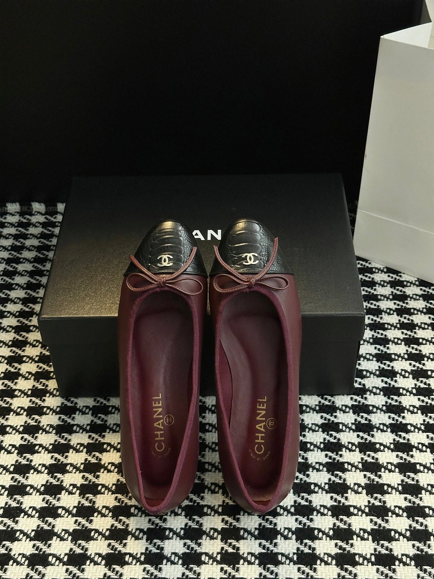Chanel 25B Bow Mary Jane Flats – 25B Collection