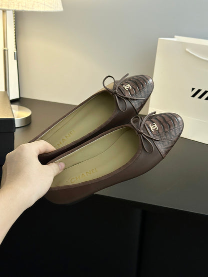 Chanel 25B Bow Mary Jane Flats – 25B Collection