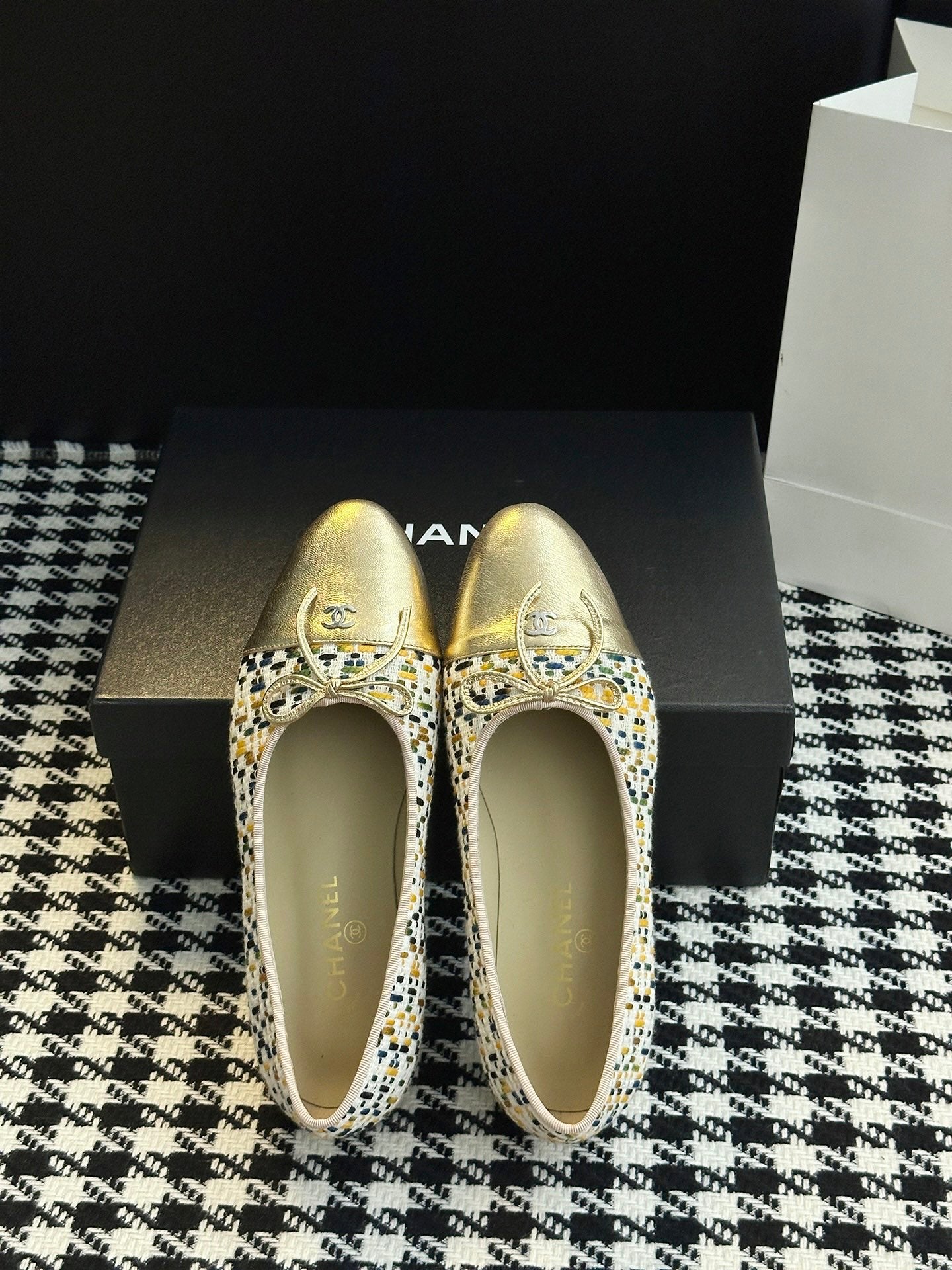 Chanel 25B Bow Mary Jane Flats