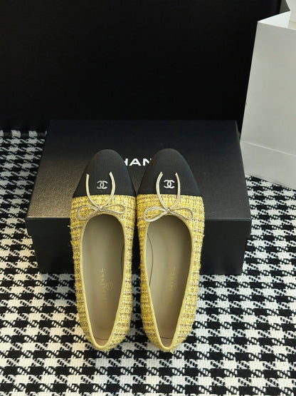 Chanel 25B Bow Mary Jane Flats