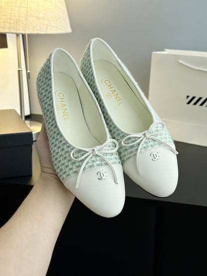 Chanel 25B Bow Mary Jane Flats
