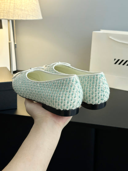 Chanel 25B Bow Mary Jane Flats