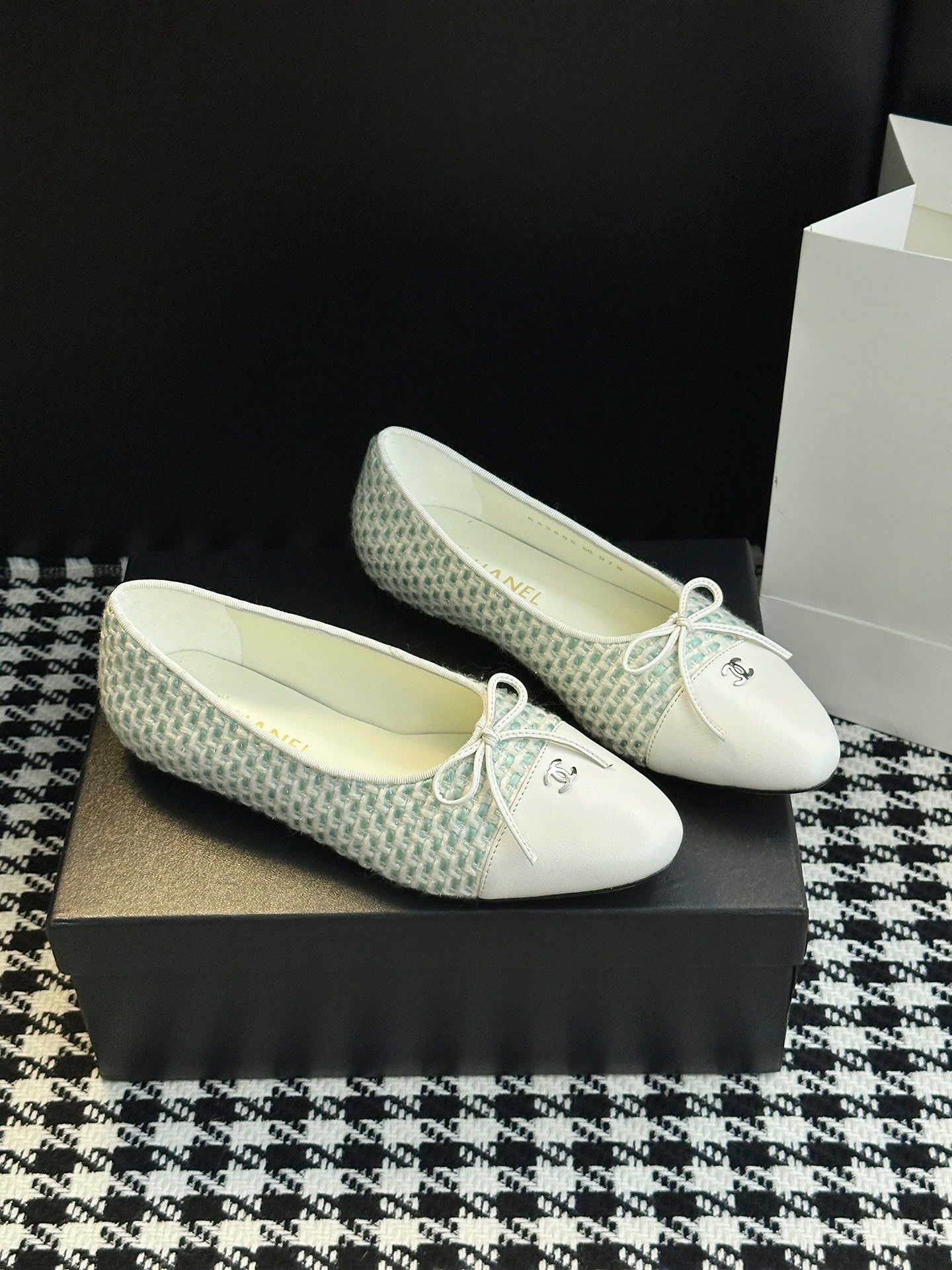 Chanel 25B Bow Mary Jane Flats
