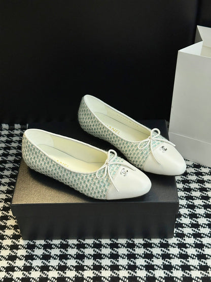 Chanel 25B Bow Mary Jane Flats