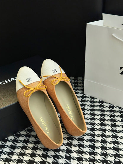 Chanel 25B Bow Mary Jane Flats