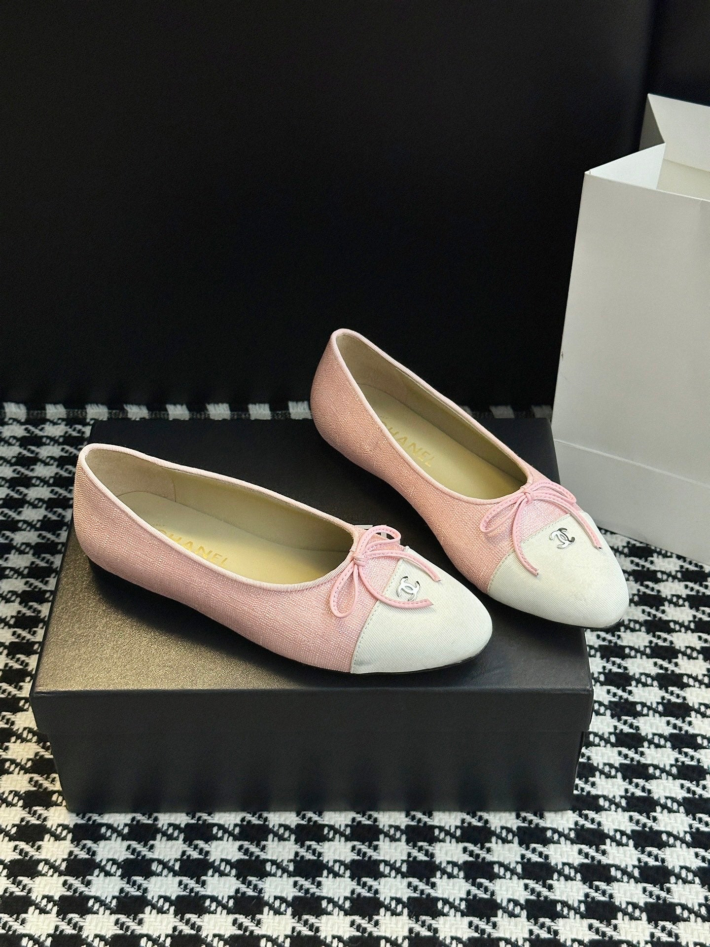 Chanel 25B Bow Mary Jane Flats