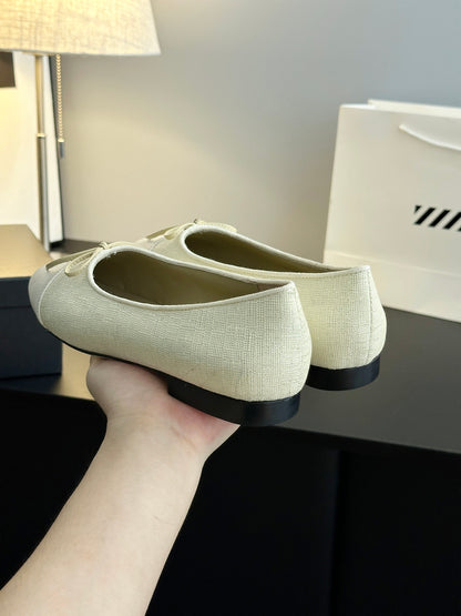 Chanel 25B Bow Mary Jane Flats