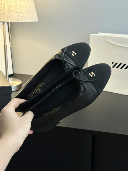 Chanel 25B Bow Mary Jane Flats
