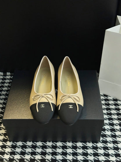 Chanel 25B Bow Mary Jane Flats