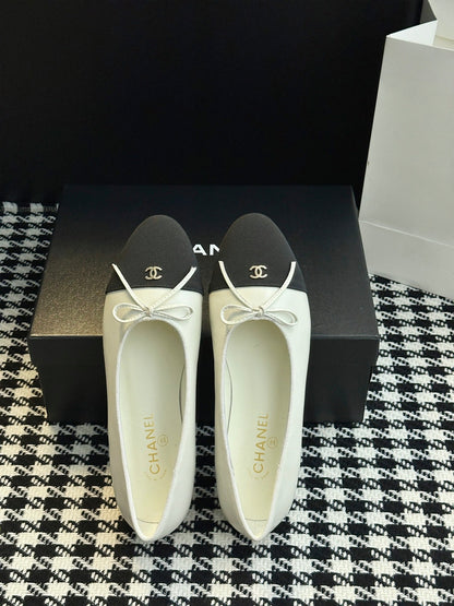 Chanel 25B Bow Mary Jane Flats