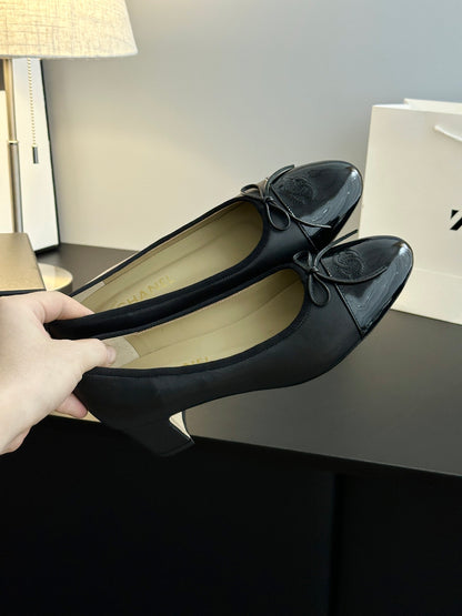 Chanel 25B Bow Mary Jane Shoes