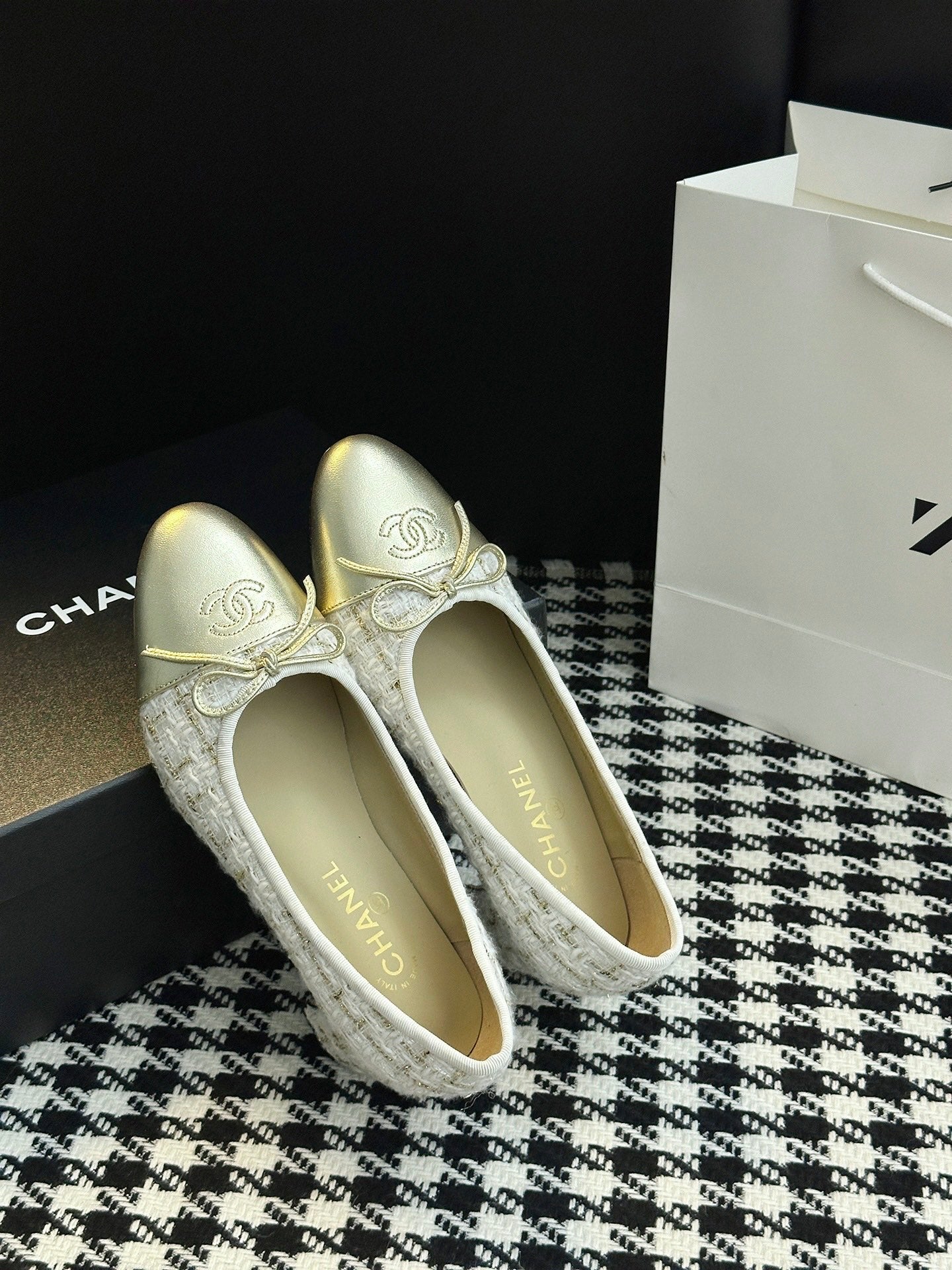 Chanel 25B Bow Mary Jane Shoes
