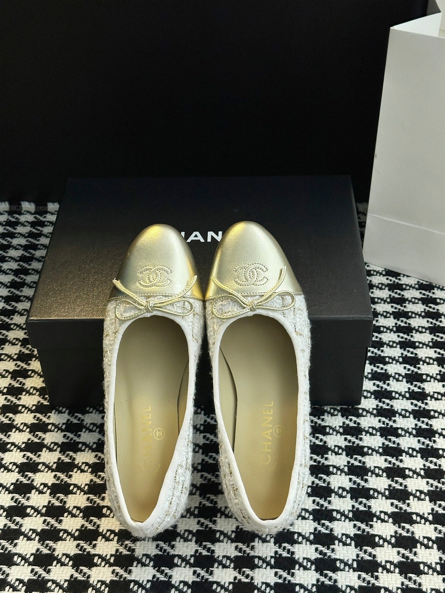 Chanel 25B Bow Mary Jane Shoes