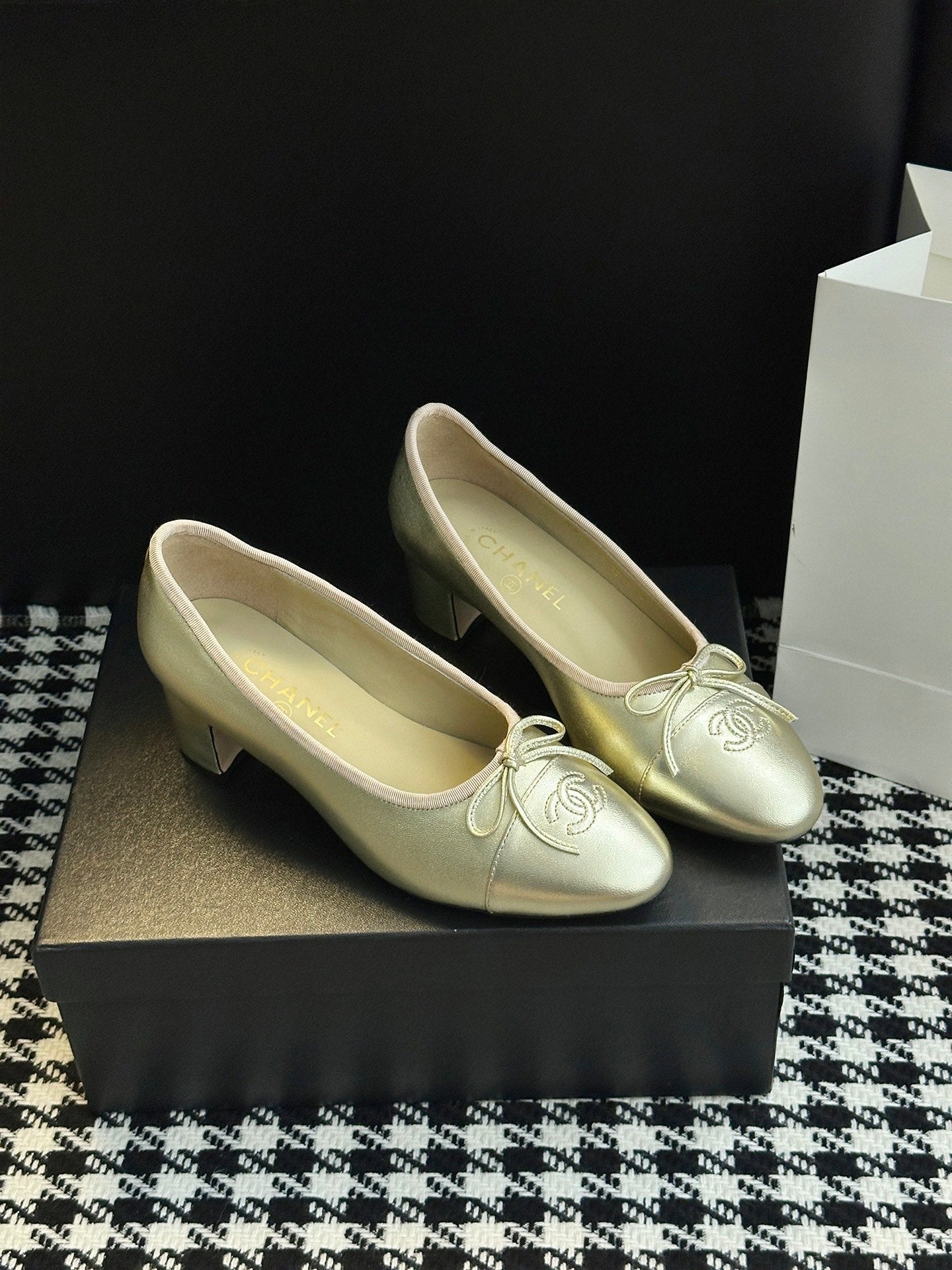 Chanel 25B Bow Mary Jane Shoes