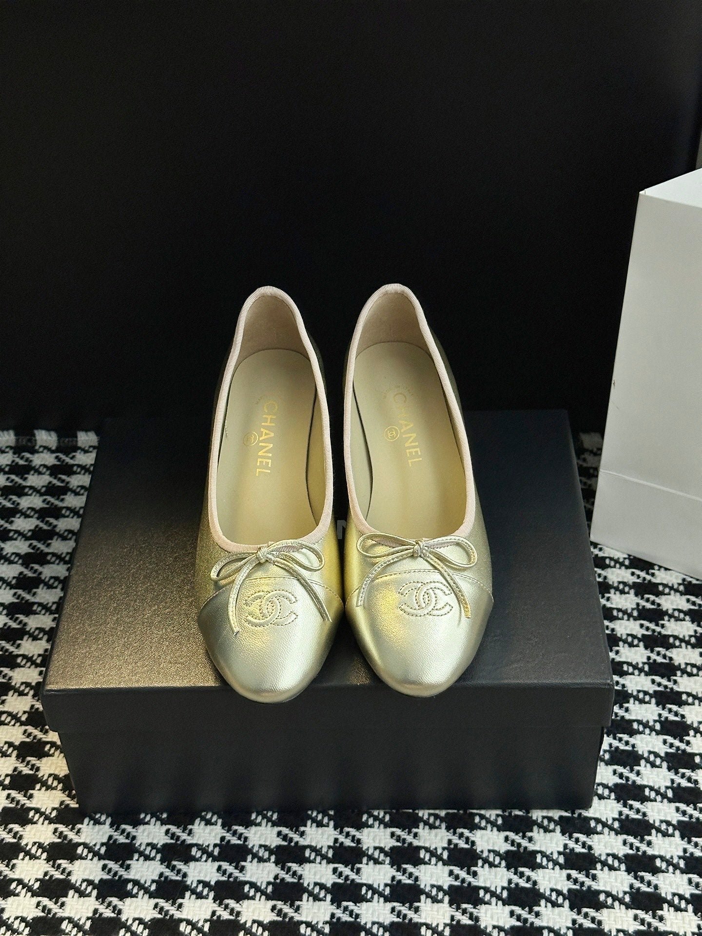 Chanel 25B Bow Mary Jane Shoes
