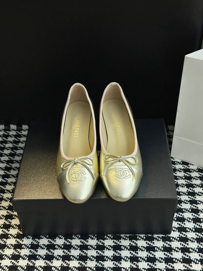 Chanel 25B Bow Mary Jane Shoes