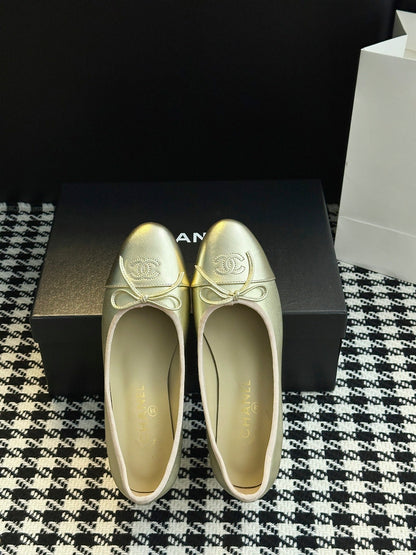 Chanel 25B Bow Mary Jane Shoes