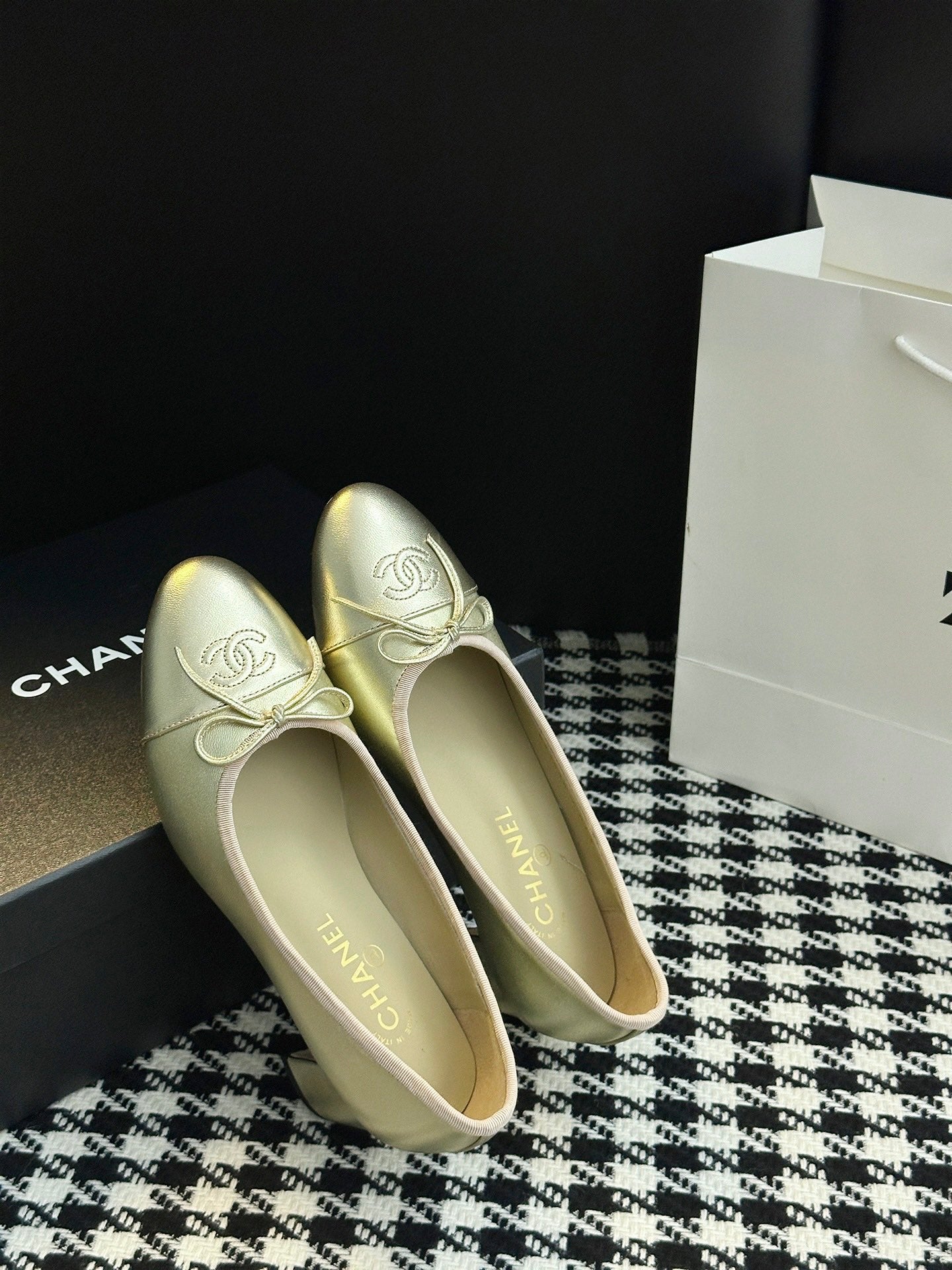 Chanel 25B Bow Mary Jane Shoes