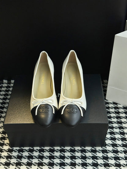 Chanel 25B Bow Mary Jane Shoes