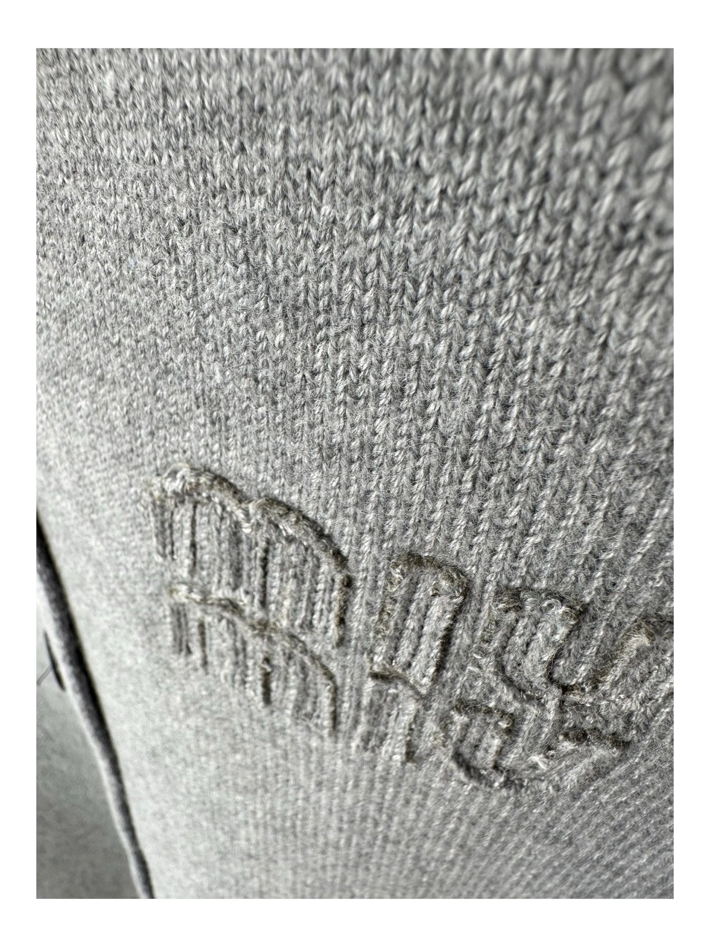 Miu Miu Logo Patch Wool Blend Cardigan – 25FW