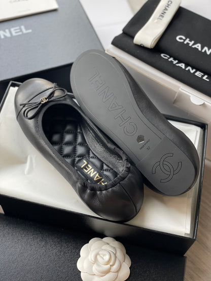 Chanel 25B Bow Ballet Flats