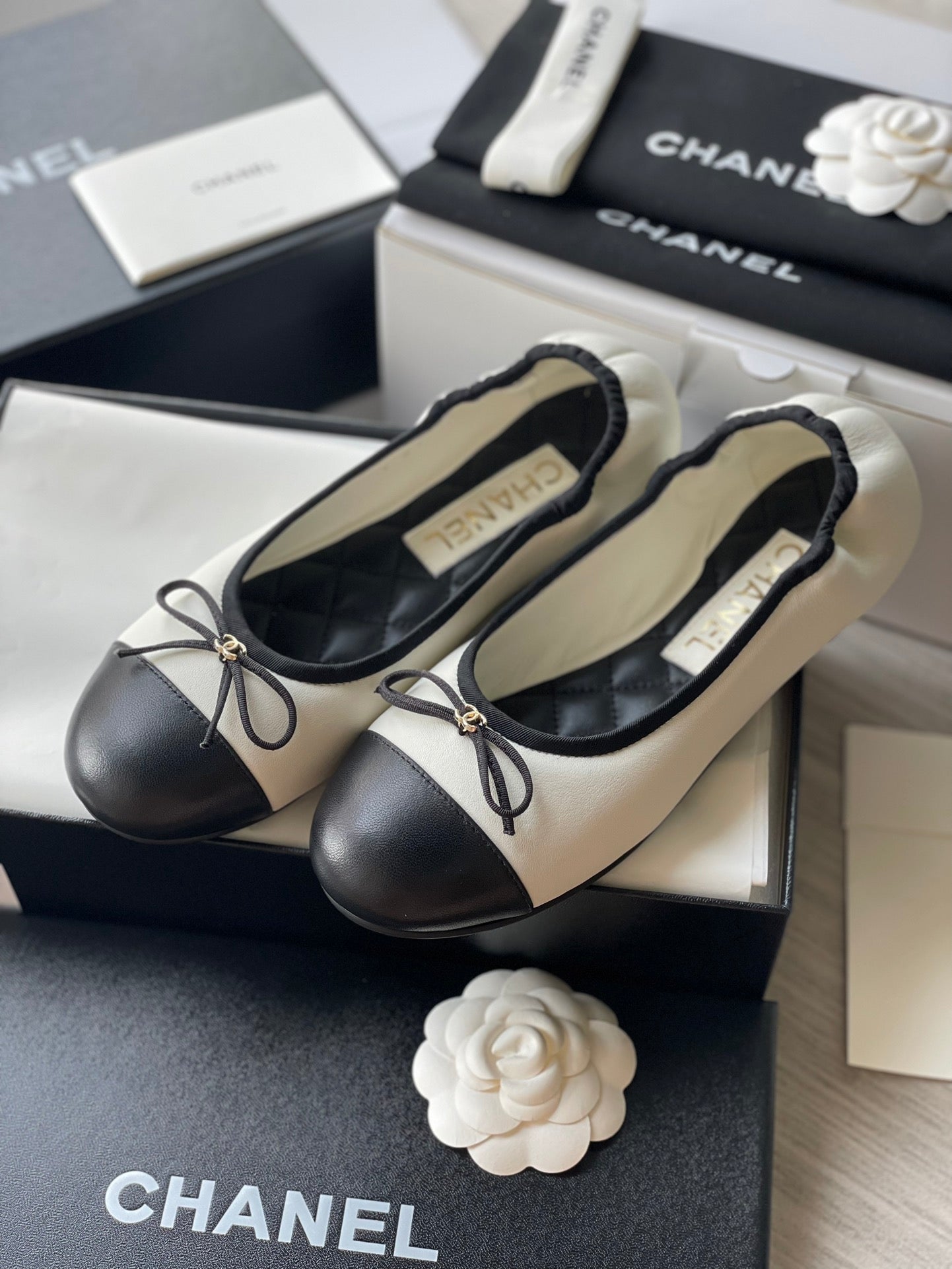 Chanel 25B Bow Ballet Flats
