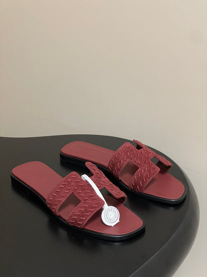 Hermès Oran Woven Suede Sandals – 2025 Collection