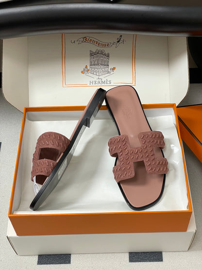 Hermès Oran Woven Suede Sandals – 2025 Collection