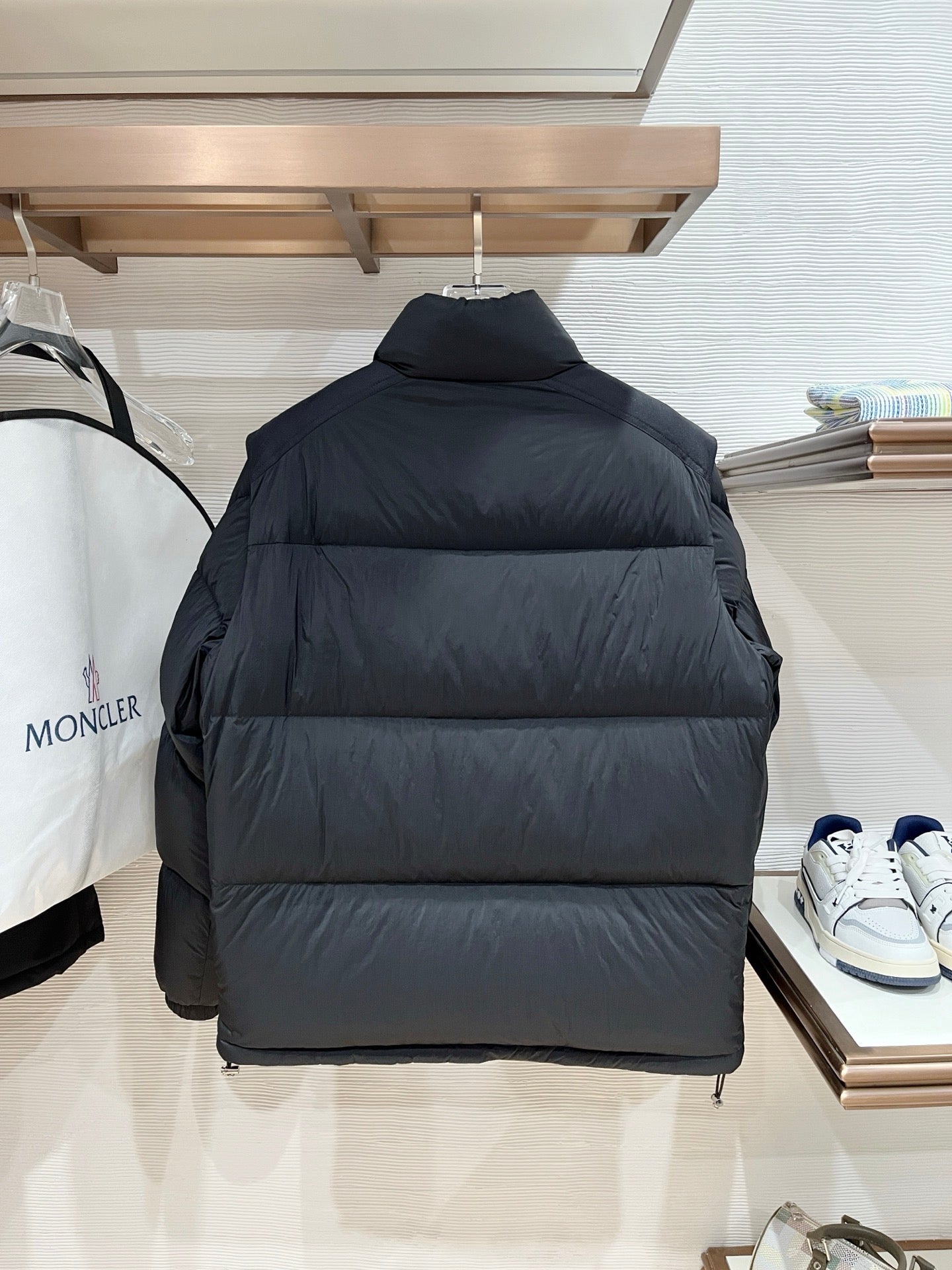 Moncler Designer Puffer Jacket – 2025 Collection
