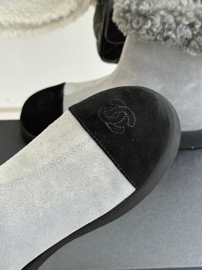 Chanel 25K Double C Fur Snow Boots