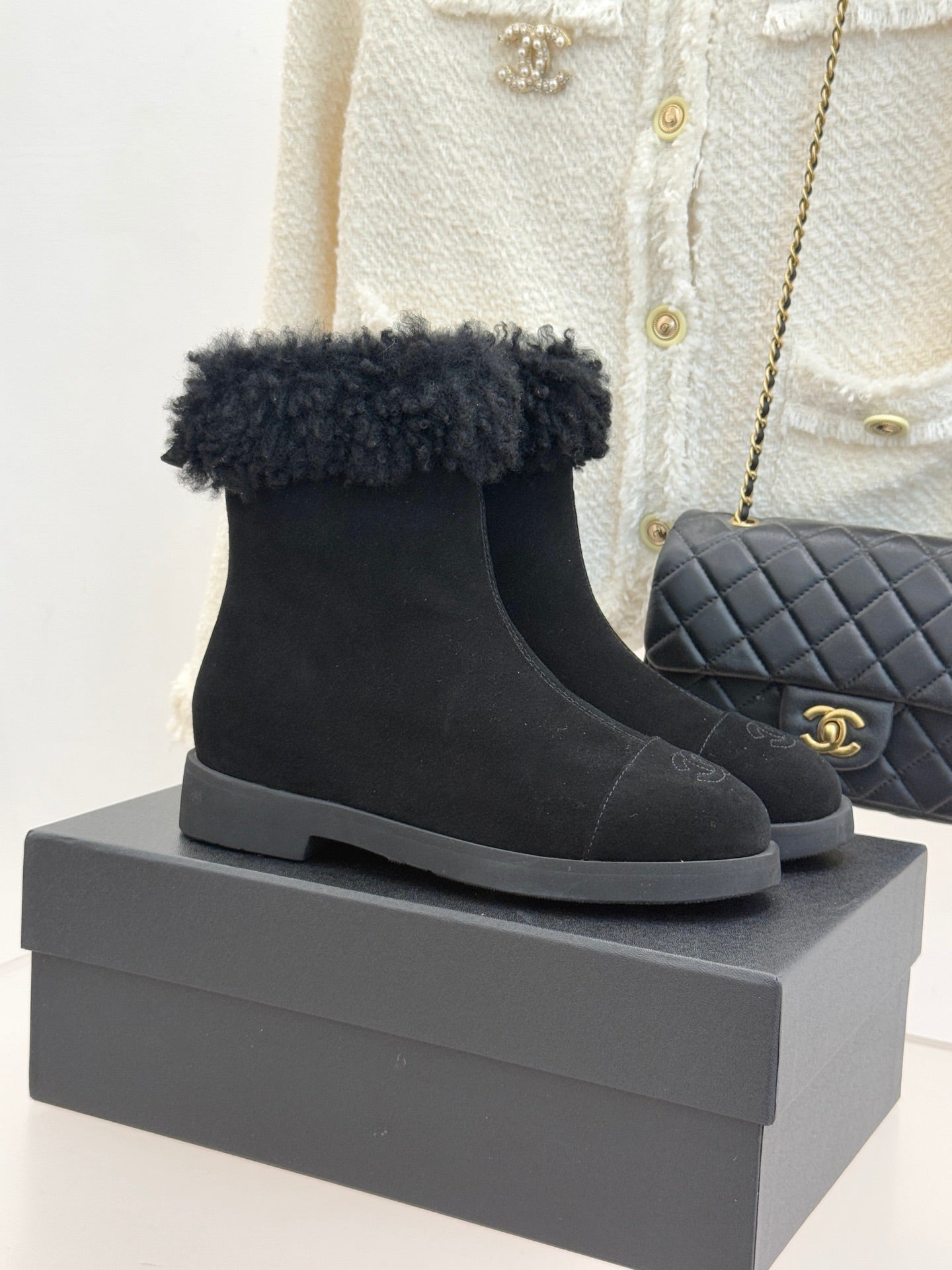 Chanel 25K Double C Fur Snow Boots
