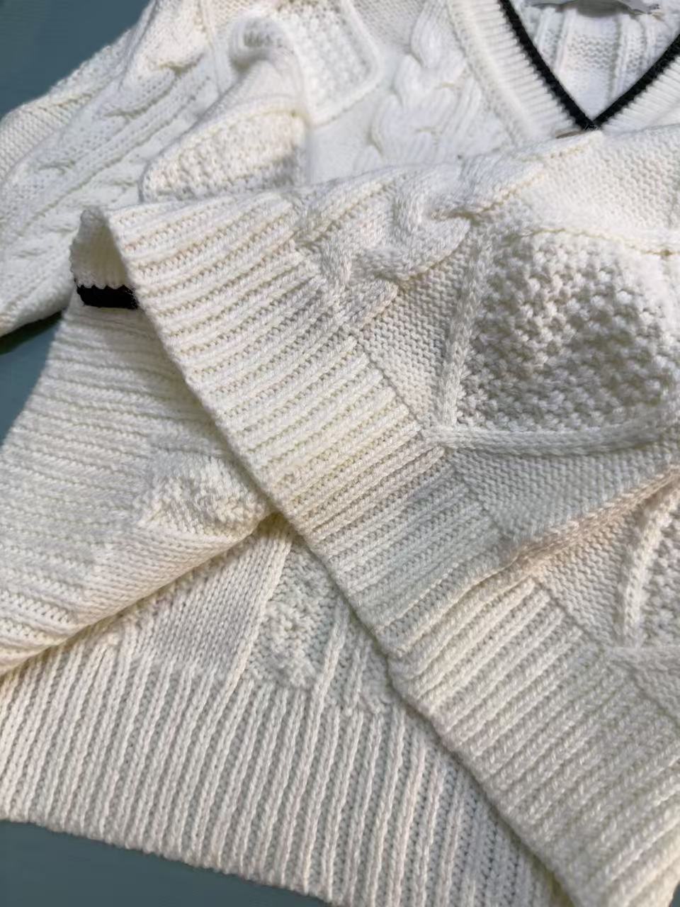Moncler Classic Knit Cardigan – Kids Collection – 2025SS