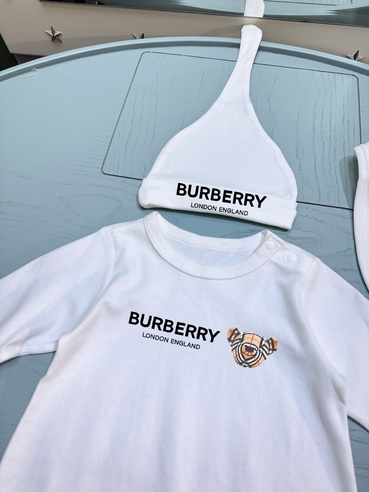 Burberry Classic Plaid Baby Romper Set – Kids Collection – 2025SS