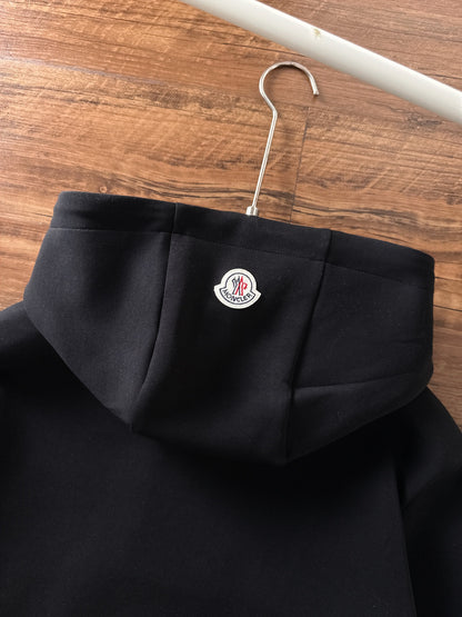 Moncler Unisex Logo Hooded Sweatshirt – 2025FW