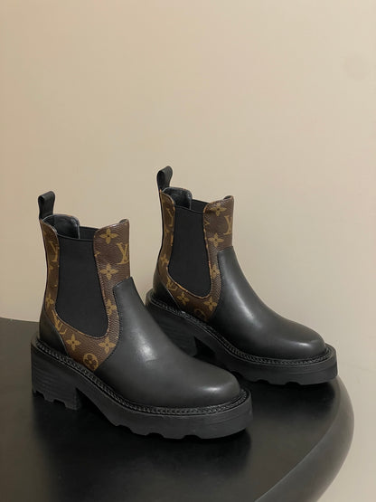 Louis Vuitton LV Beaubourg Chelsea Ankle Boots – 25FW